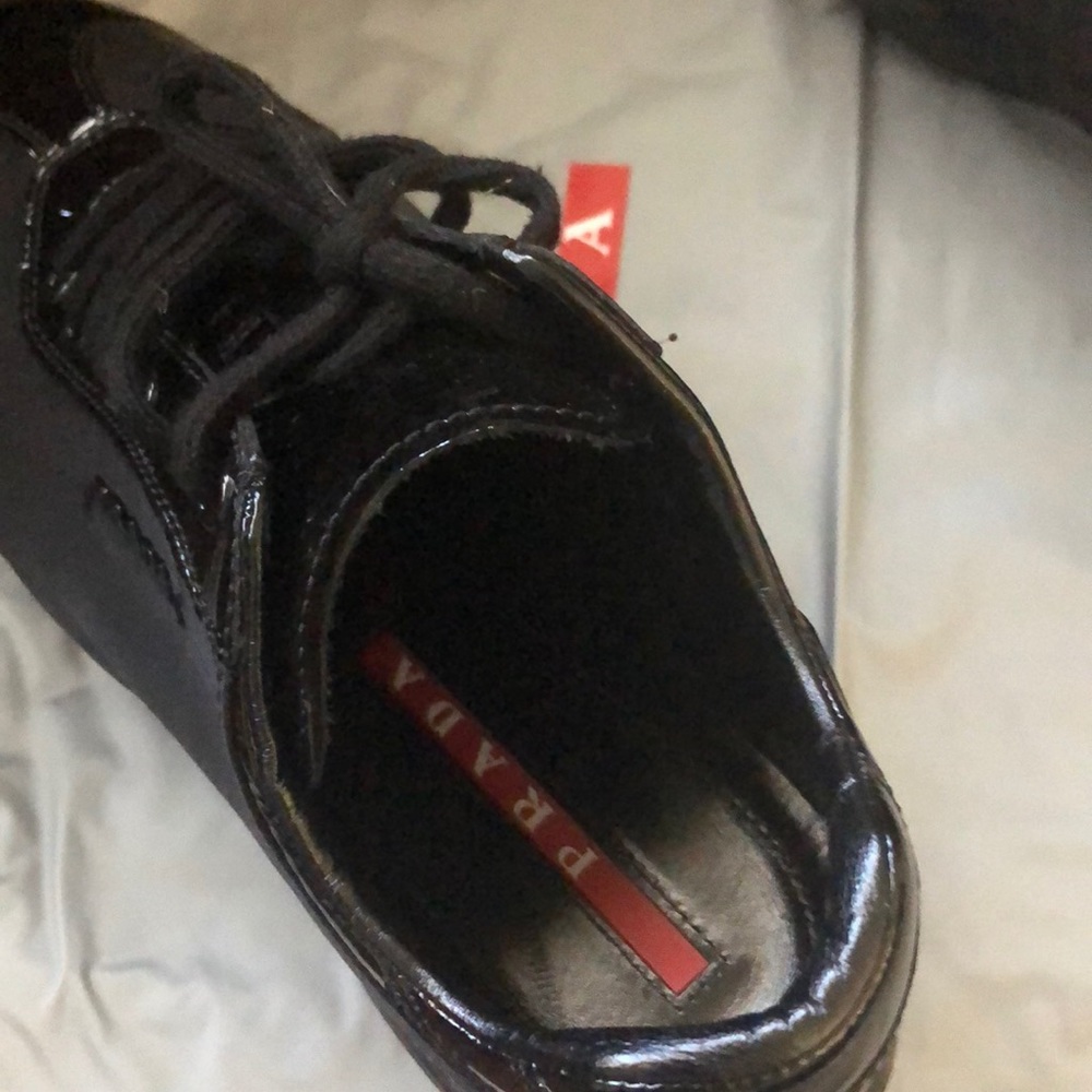 Shoes - Picture 2 of 5